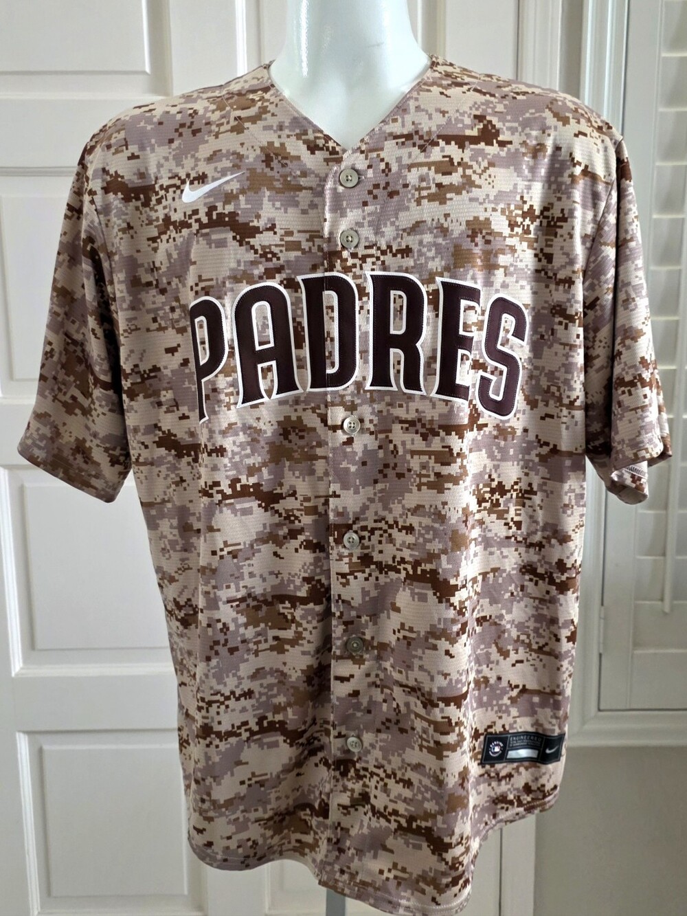 San Diego Padres Nike Camo Military Jersey Men's sz XL Brown Digital Camouflage